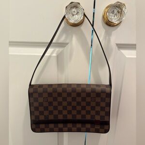 Authentic Louis Vuitton Shoulder Bag